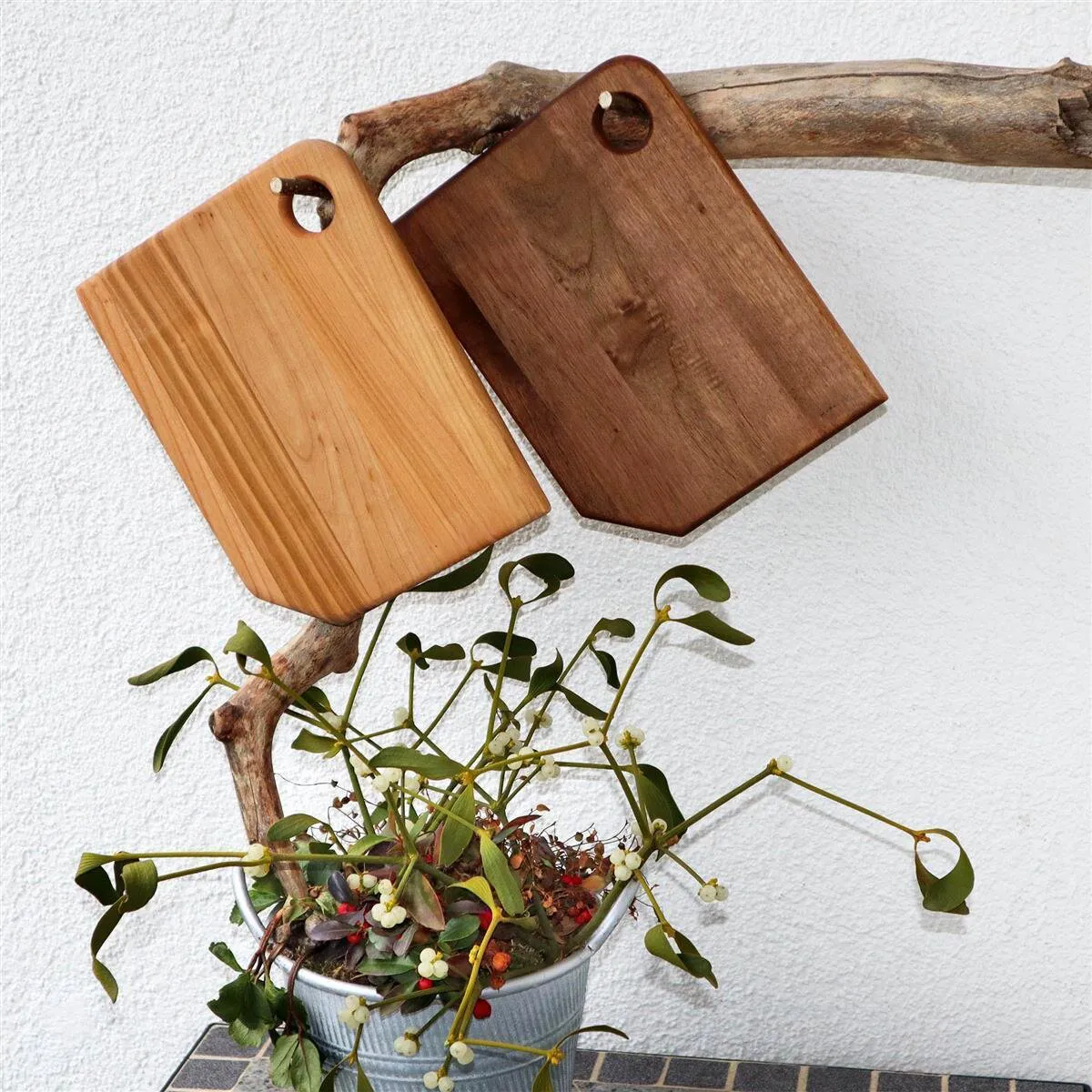 Cutting Board with Hanging Hole — photo 3